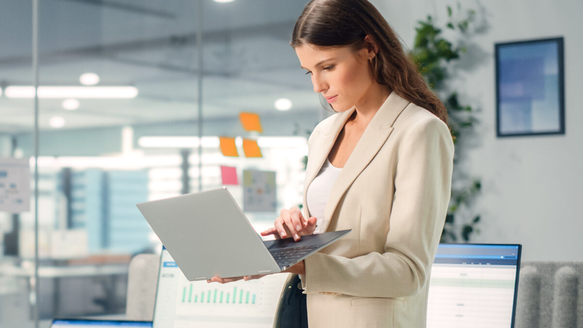 How an Honours Degree in Business Administration Enhances Your Career